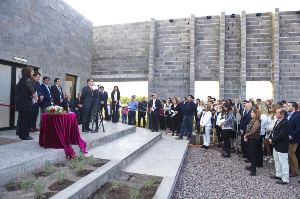 Quedó inaugurado el primer crematorio de Tucumán