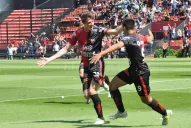 Colón goleó a Defensa y Justicia en Santa Fe