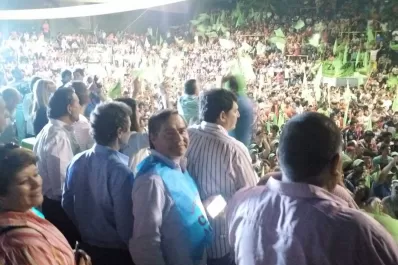 Disturbios tras un acto en el que participó Manzur en Villa Luján