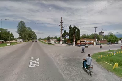 Golpeó a su pareja, la roció con combustible y amenazó con quemarla