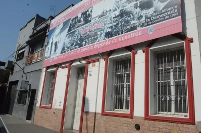 Analizan las cámaras del 911 para dar con el hombre que baleó a un joven radical