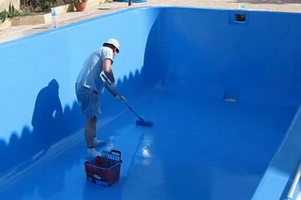 Qué mantenimiento necesita una piscina de fibra de vidrio?