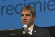 El ministro de Finanzas pronosticó que la deuda se estabilizará en 2020 y luego bajará