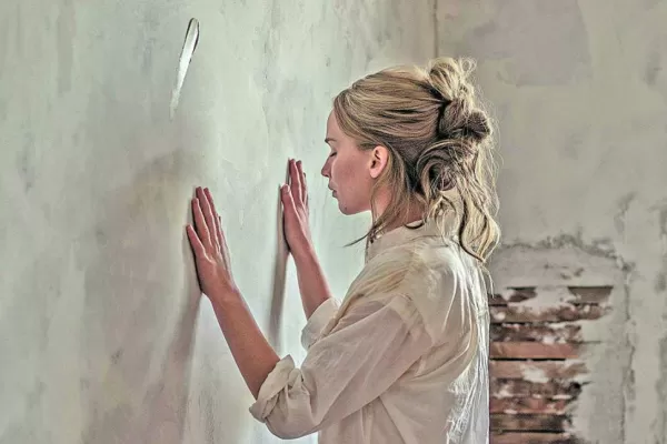 ¡Madre! Un thriller bien angustiante