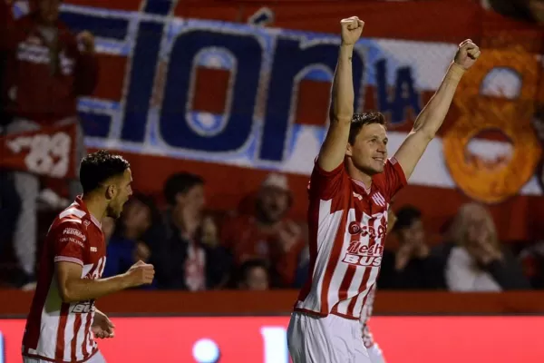 Unión venció a Olimpo y sigue subiendo