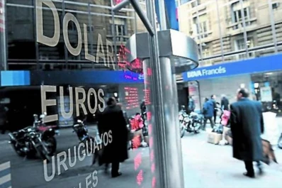 Septiembre se va con caída del dólar