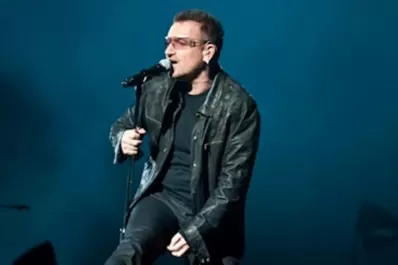 U2 donará refugios para damnificados por terremotos en México