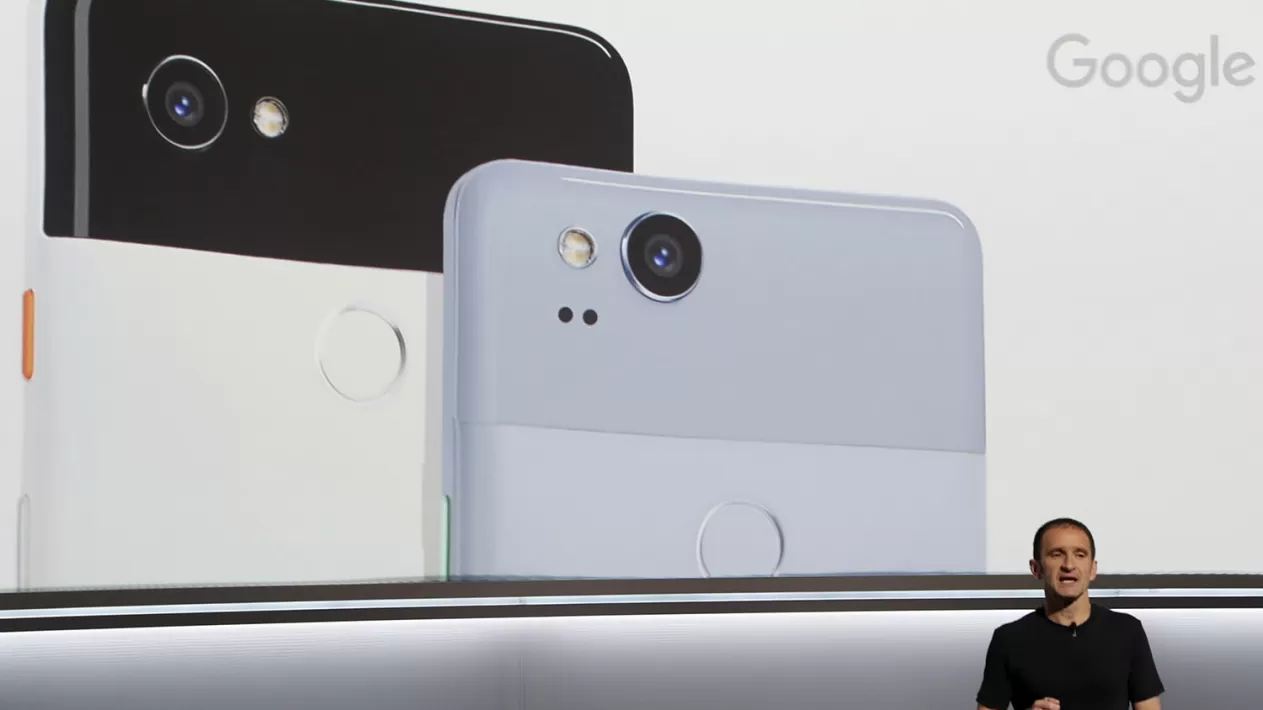 Presentación de los nuevos modelos del celular de Google. FOTOS DE REUTERS. 