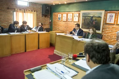 Concejales de Yerba Buena siguen la pelea de la banca vacía en la Justicia