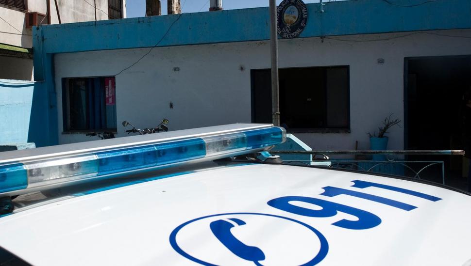Un policía de la comisaría 5ª está detenido por robo
