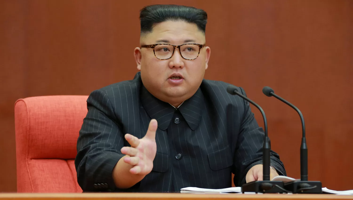 PARA LA DEFENSA. El Gobierno norcoreano, que Kim Jong Un, realizó diversas pruebas nucleares en el último año y estas acciones militares fueron miradas con recelo desde occidente. REUTERS