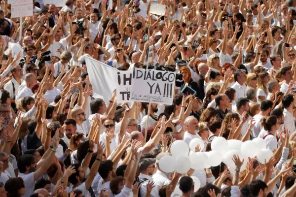 España rechaza una mediación internacional