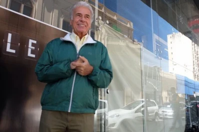 El Hombre: De la Sota inauguró su negocio de ropa en Río Cuarto