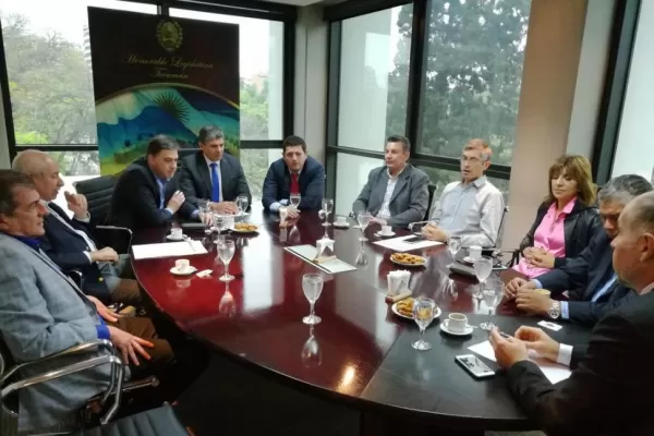 Volverán al recinto para enmendar un “olvido”