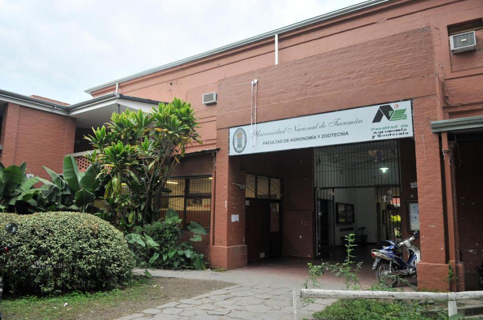 Veterinaria debe presentar otro plan o no podrá inscribir alumnos
