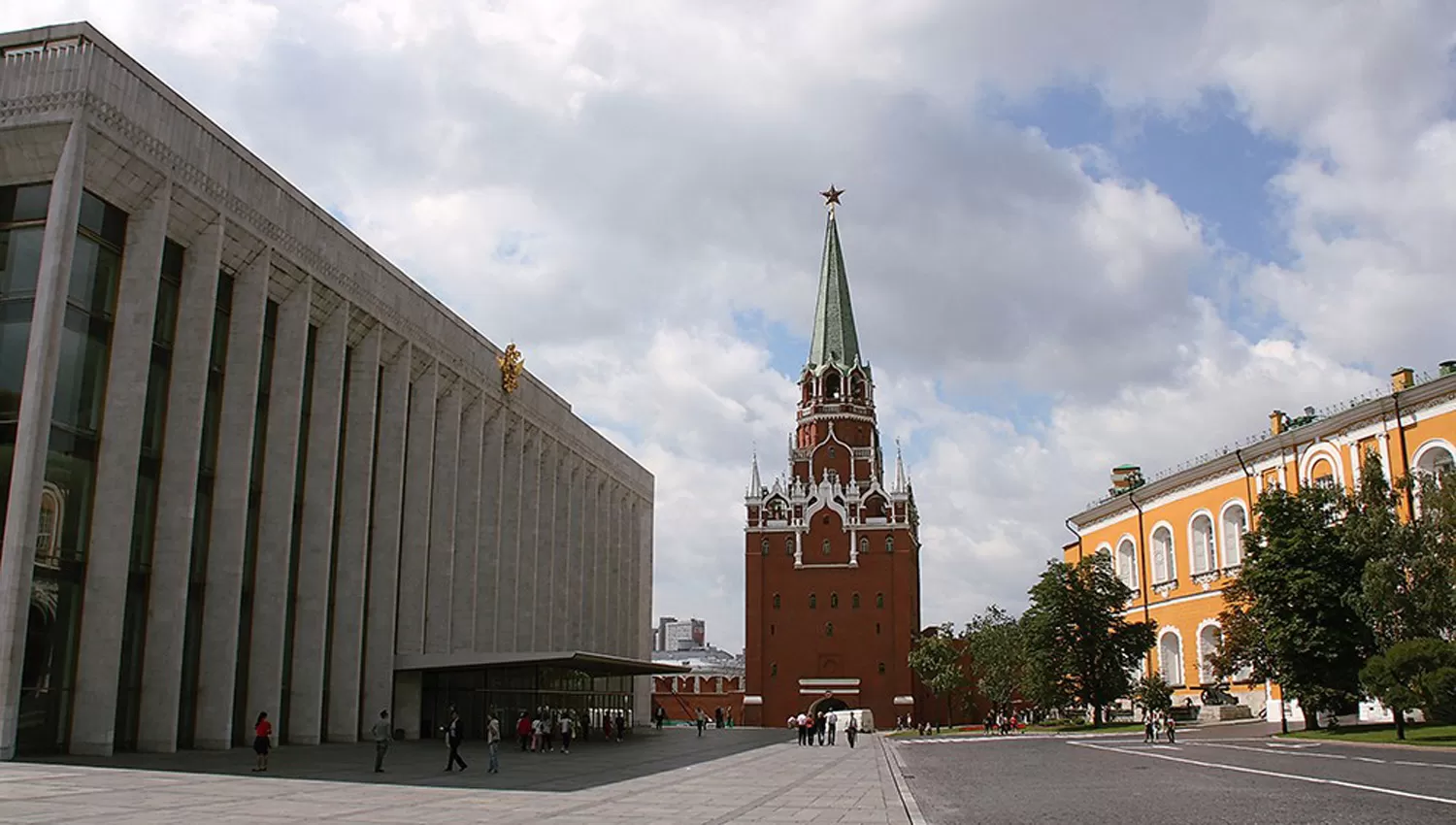 IMPONENTE. El Palacio Estatal del Kremlin será el escenario del sorteo de la fase de grupos. 
