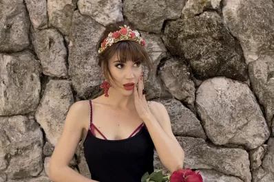 Guerra de diosas: las sexys producciones de la China Suárez y Celeste Cid