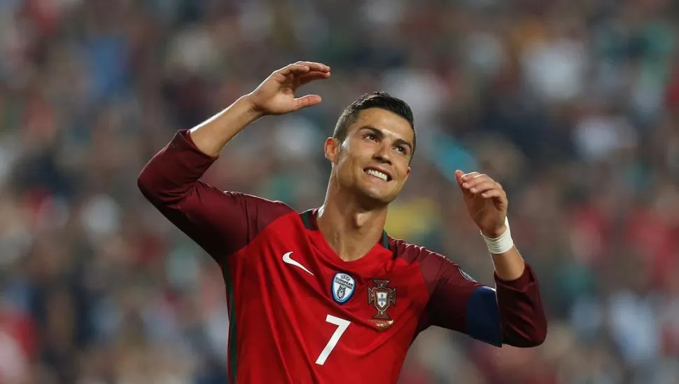 QUIERE REVANCHA. Cristiano Ronaldo no brilló en el cierre contra Suiza, pero fue fundamental a lo largo de la eliminatoria, convirtiendo la mitad de los goles de Portugal. Ahora irá a Rusia por el título que le falta. reuters