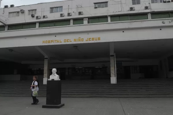 El estudiante del Gymnasium sigue en estado crítico: su situación es tan grave como el primer día