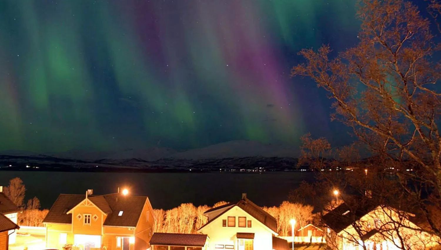 Una tormenta magnética provoca una aurora boreal en Noruega.  FOTO TOMADA DE LANACION.COM.AR
