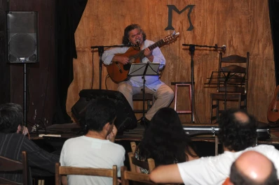 Reabrió Casa Managua, y hoy vuelve la música de la mano de Lucho Hoyos
