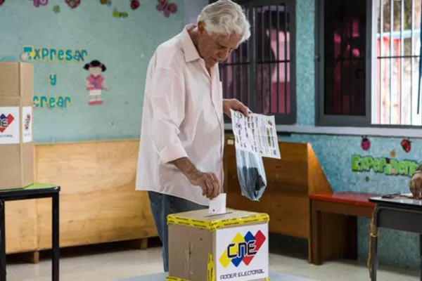 La oposición venezolana busca un triunfo en elecciones para gobernadores