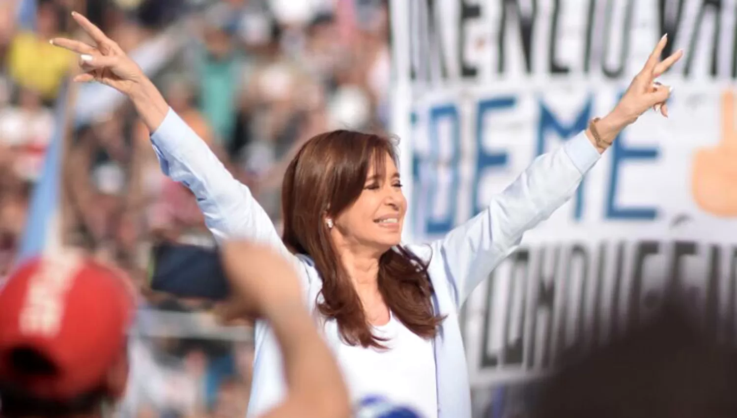 Cristina Kirchner, en el cierre de campaña: estamos a tiempo de decirles 'así no, así no, así no'