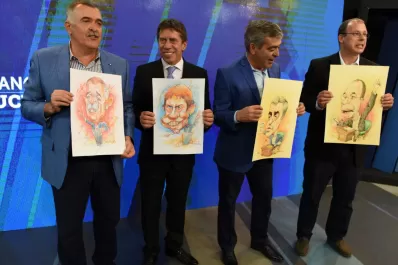 Tenían que destacar los defectos y virtudes de sus contrincantes, pero sobraron las chicanas