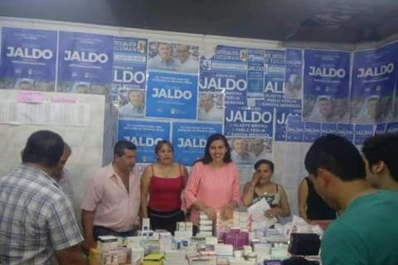Regaló remedios en una sede