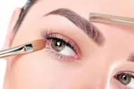 El maquillaje perfecto comienza por las cejas
