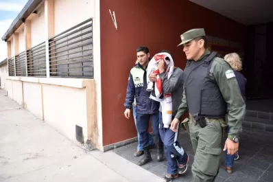 Terminaron tras las rejas 12 personas que fueron a emitir su voto