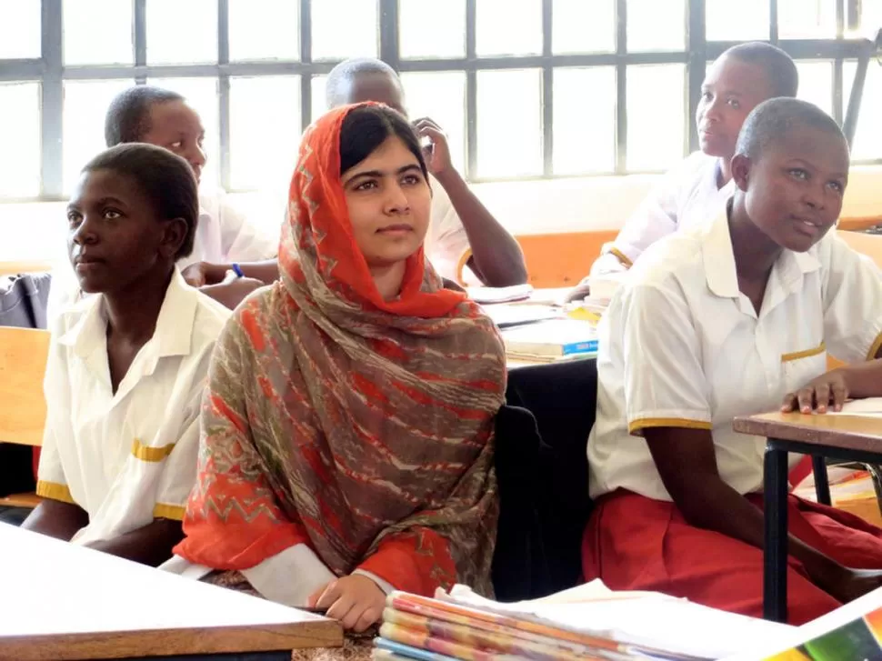 “ÉL ME NOMBRÓ MALALA”. La adolescente paquistaní, que ganó el Premio Nobel de la Paz en 2014.  