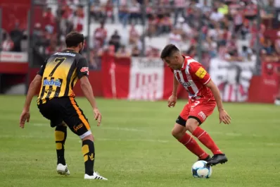 Diego Martínez, lateral del Santo sabe como superar los momentos difíciles