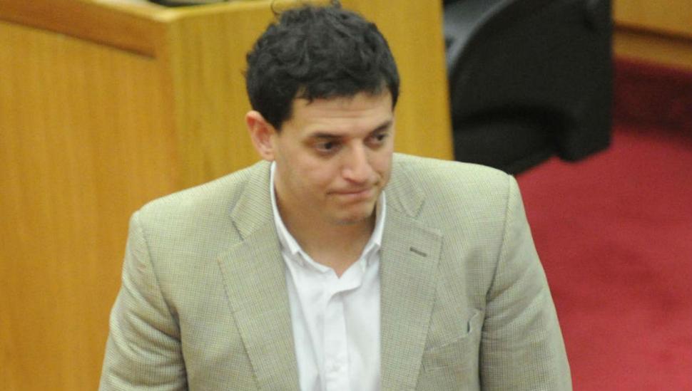 El legislador Gassenbauer (h) admitió que consumió drogas: 'fueron épocas difíciles de mi vida'