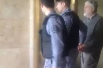 Solo y deprimido: De Vido pasó su primera noche preso en el hospital penitenciario