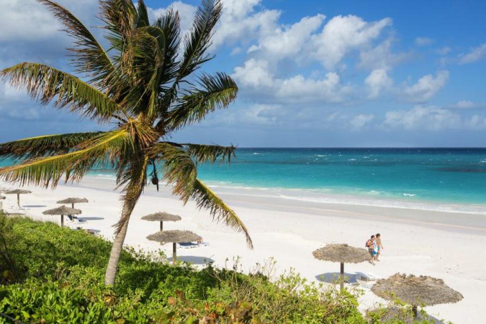 Pink Sand Beach, Bahamas
