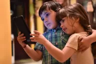 Chicos y pantallas: entre el riesgo y los beneficios