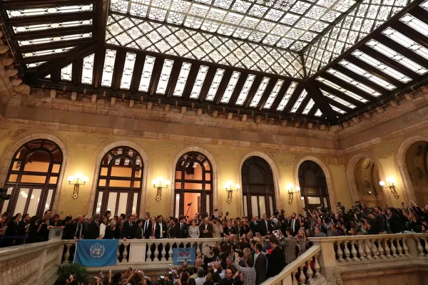Histórico: el Parlamento catalán aprobó la independencia, pero desde Madrid preparan la intervención