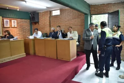 El Concejo de Yerba Buena rechazó el presupuesto de Campero