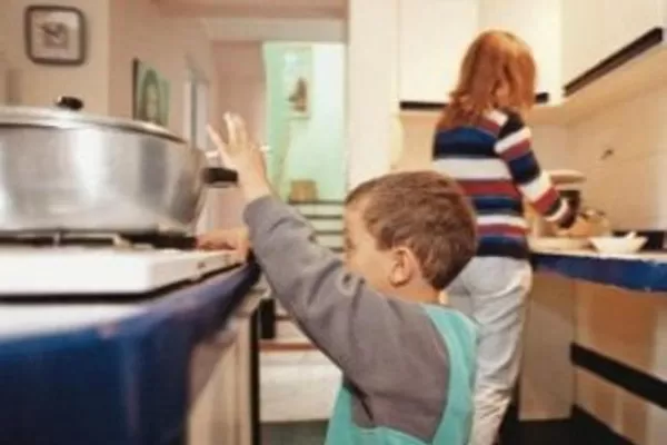 El 95% de las quemaduras de los chicos se producen en la casa