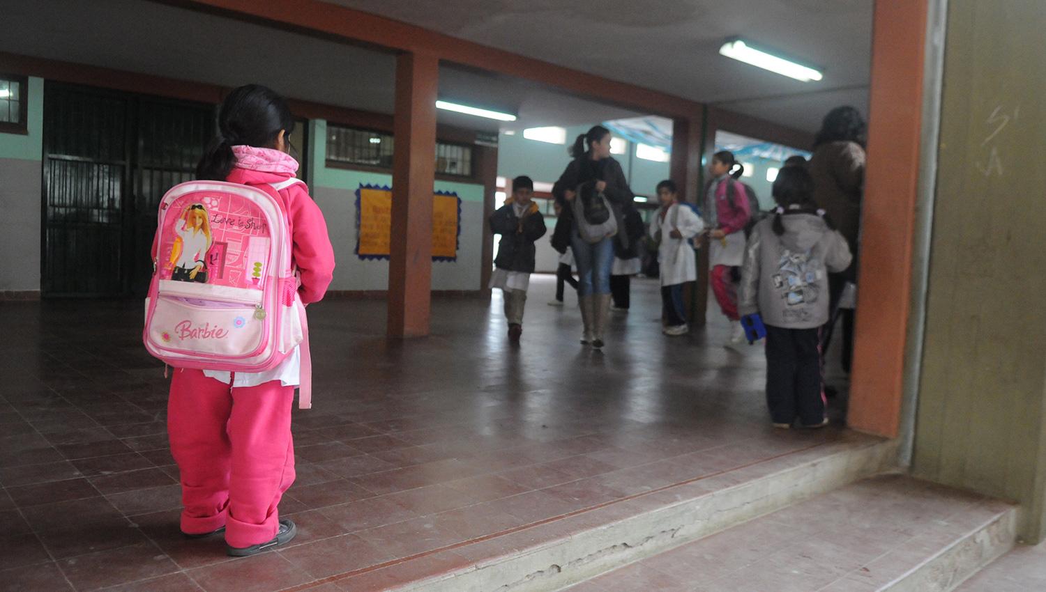 Unos 700 alumnos asisten a la única escuela de San Pedro de Colalao.