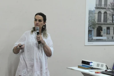 Ileana Andruchow: “se está perdiendo el hambre de mirar el cielo cara a cara”