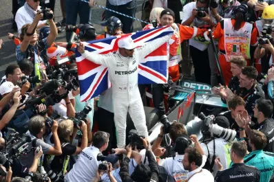 Hamilton logró su cuarto título en la máxima categoría tras llegar noveno en el GP de México