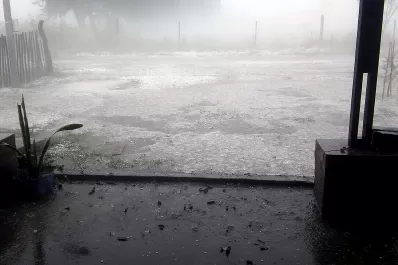 Las fotos más impactantes del granizo en el este tucumano