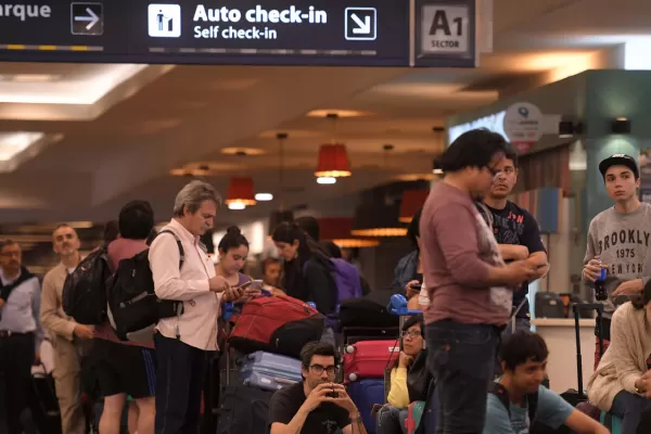 Cancelaron 12 vuelos desde Tucumán hacia Aeroparque por el paro de gremios aeronáuticos