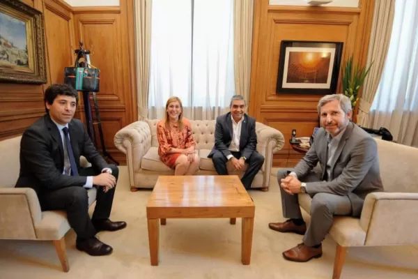¿Manzur pisó el acelerador con los cambios en el gabinete?