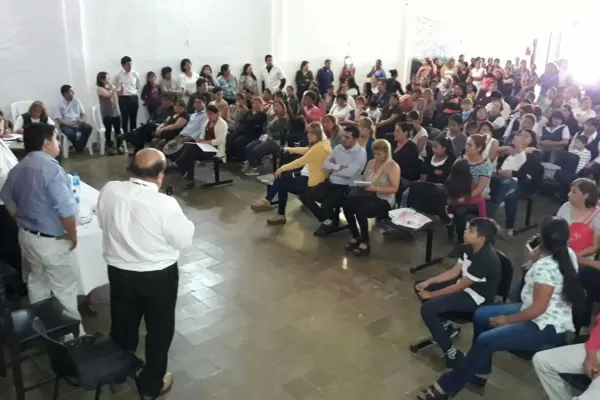 Acusan a las autoridades de la escuela de San Pedro de no haber tomado previsiones para evitar la intoxicación masiva