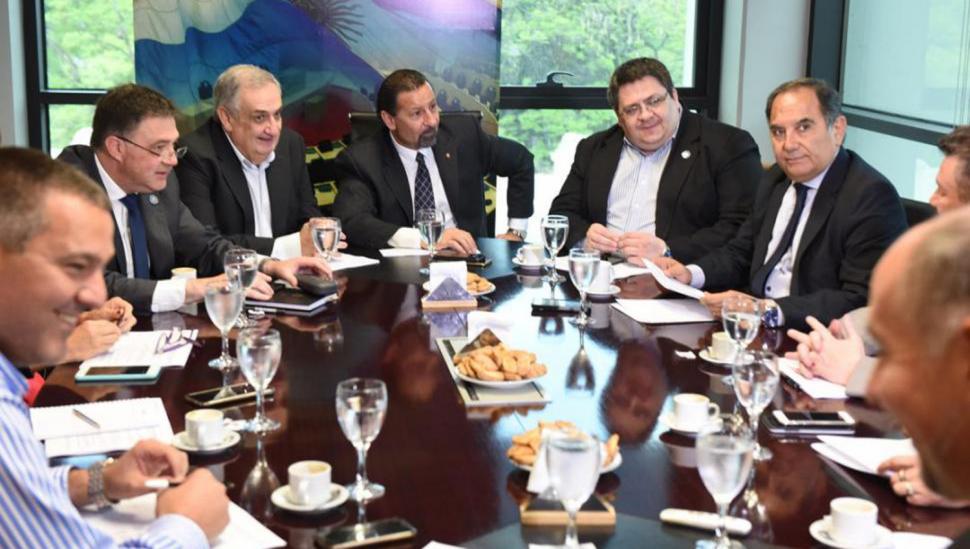 Aunque ya no existen, Juri defiende los gastos sociales