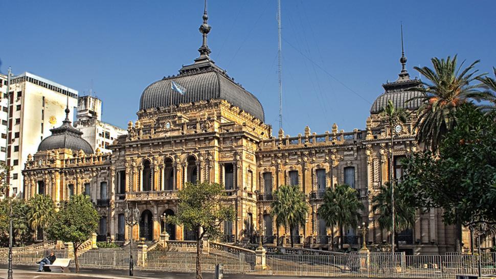 El 56,6% del Presupuesto provincial será destinado a salarios