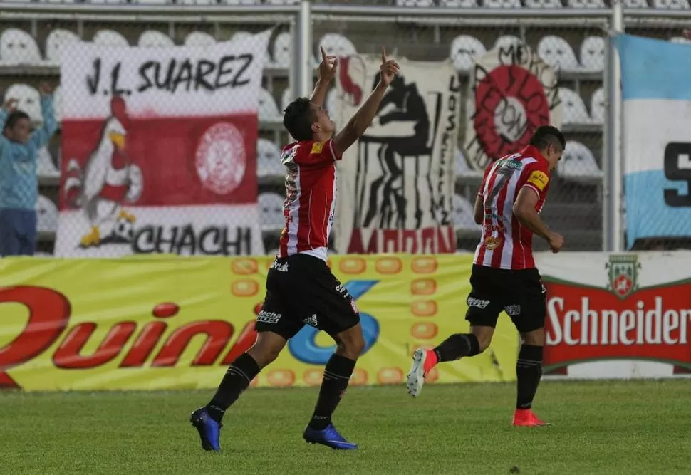 GOLEADOR. Sergio González anotó ante Morón su primer gol oficial en el “Santo”. foto de Agustin Marcarian